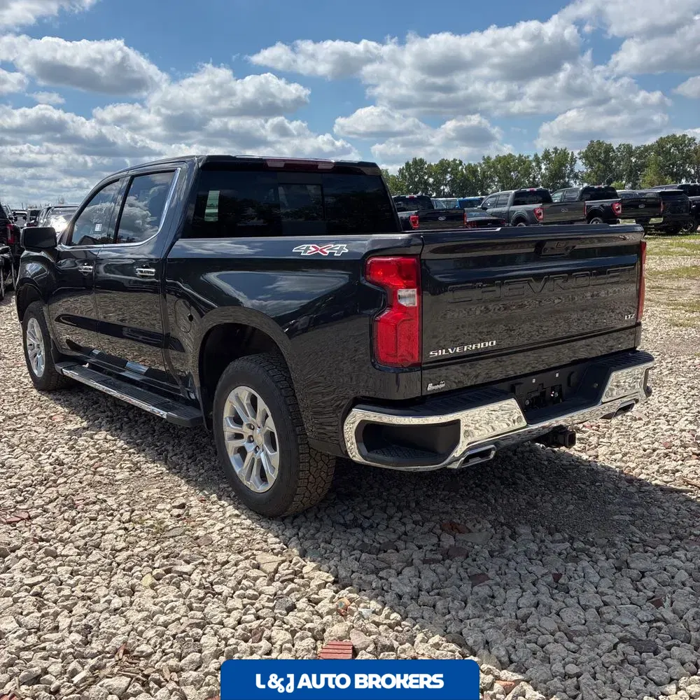 2024 Chevrolet Silverado 1500 LTZ