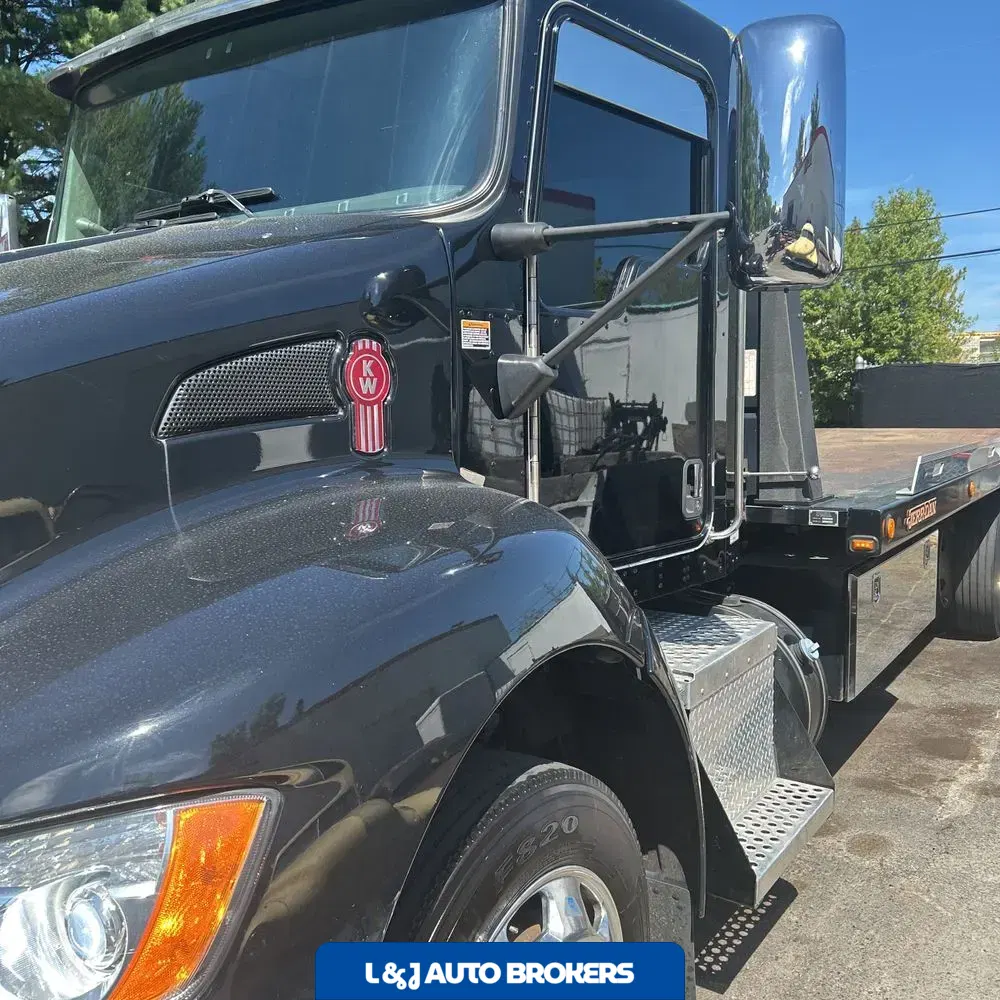 2018 Kenworth Commercial T270 Conv Cab 4X2 (CA72-212)