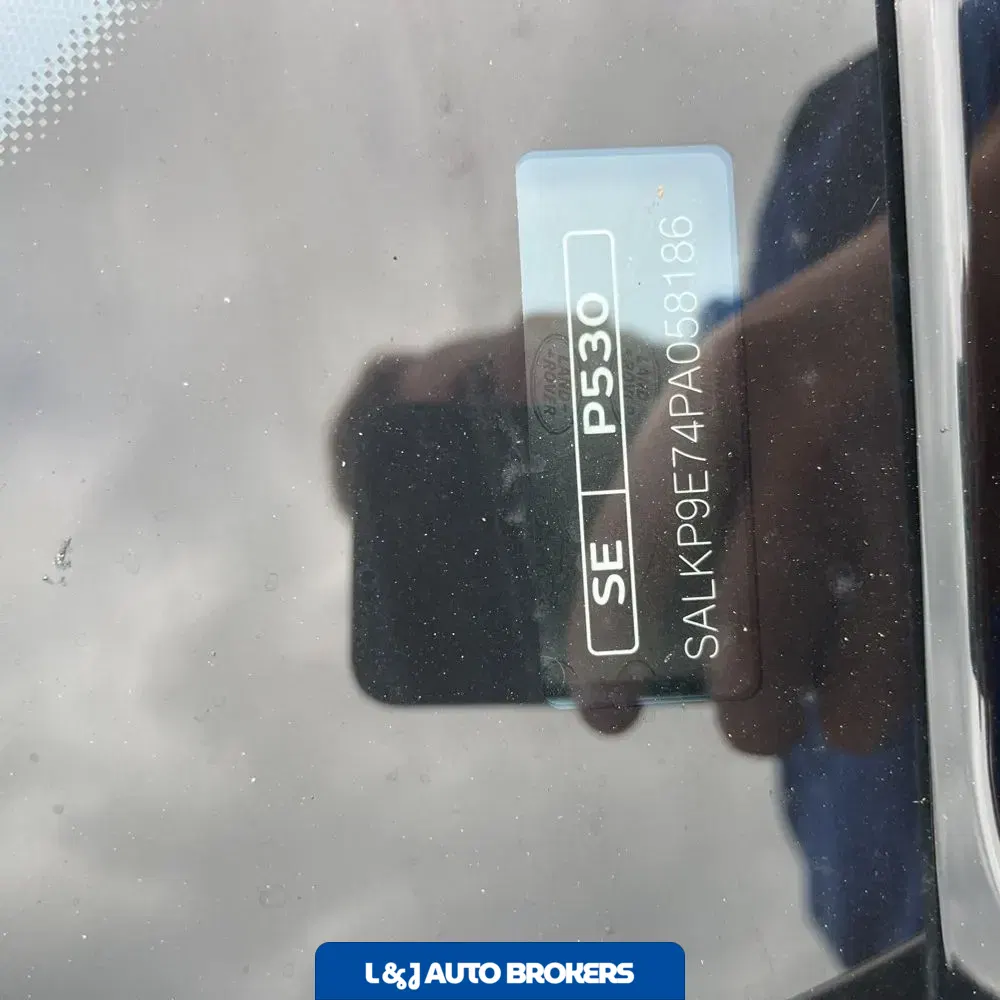 2023 Land Rover Range Rover SE