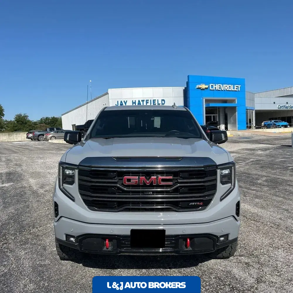 2024 GMC Sierra 1500 AT4
