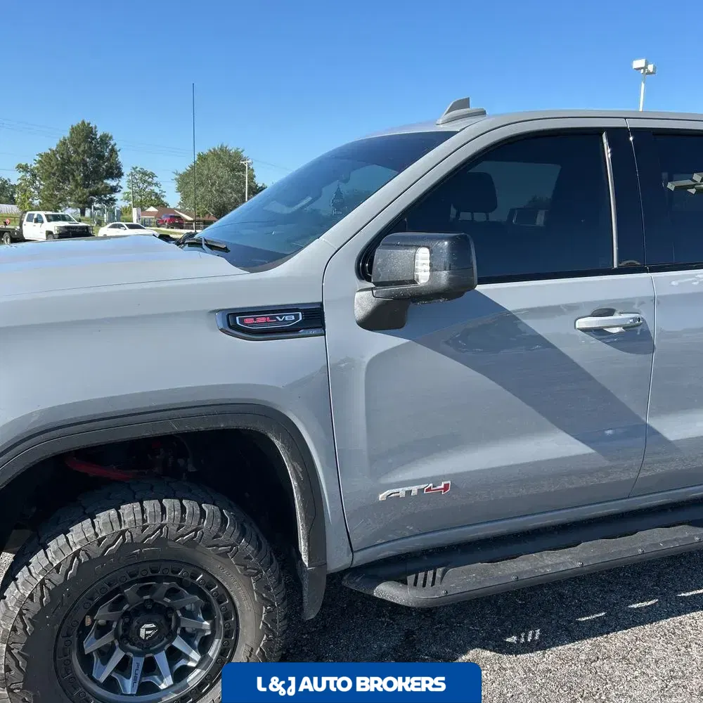 2024 GMC Sierra 1500 AT4
