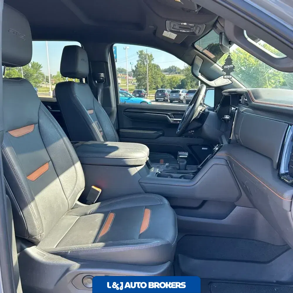 2024 GMC Sierra 1500 AT4