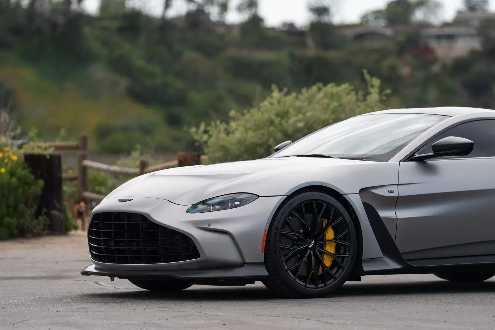 2023 Aston Martin V12 Vantage Coupe