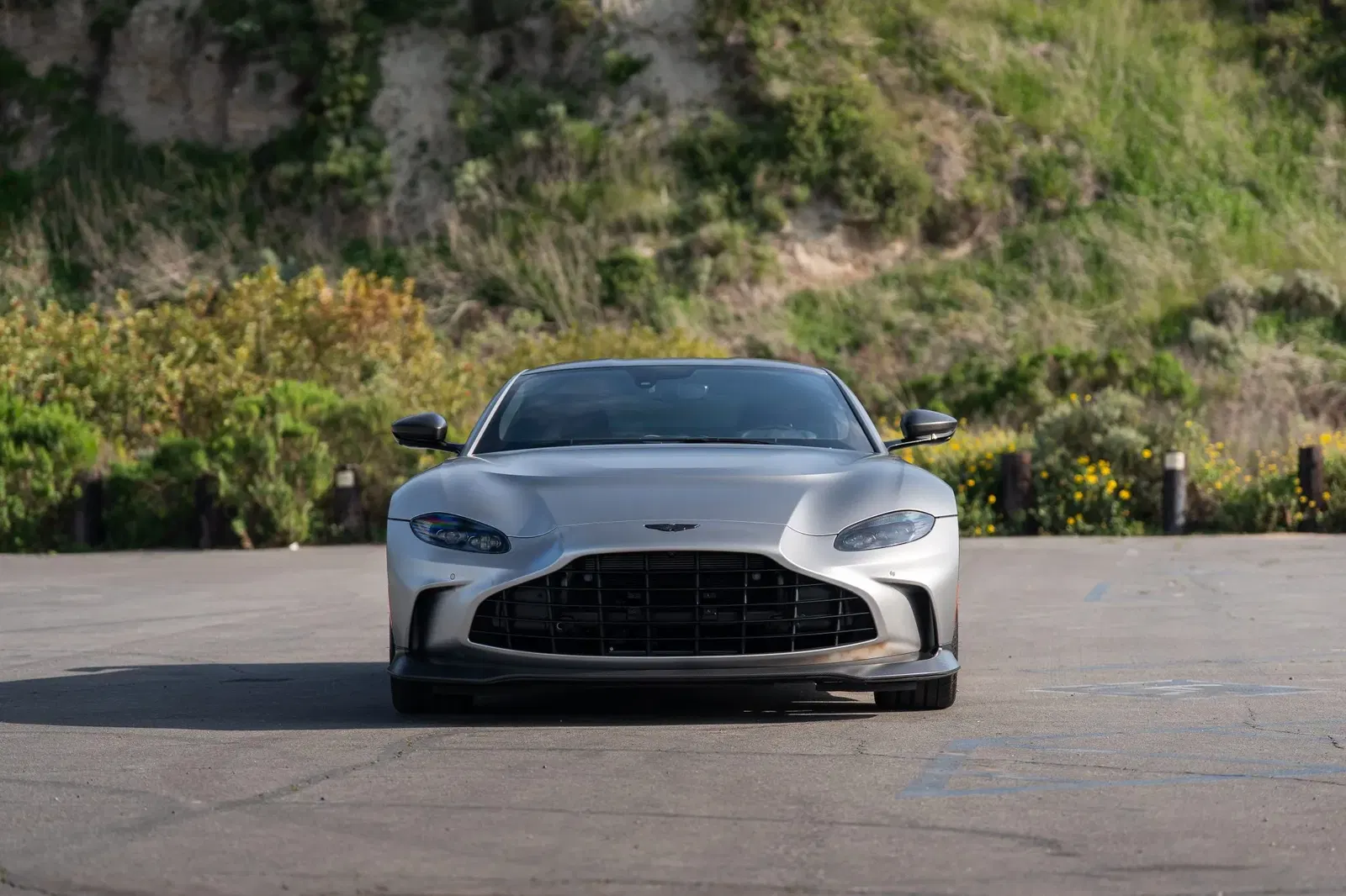2023 Aston Martin V12 Vantage Coupe
