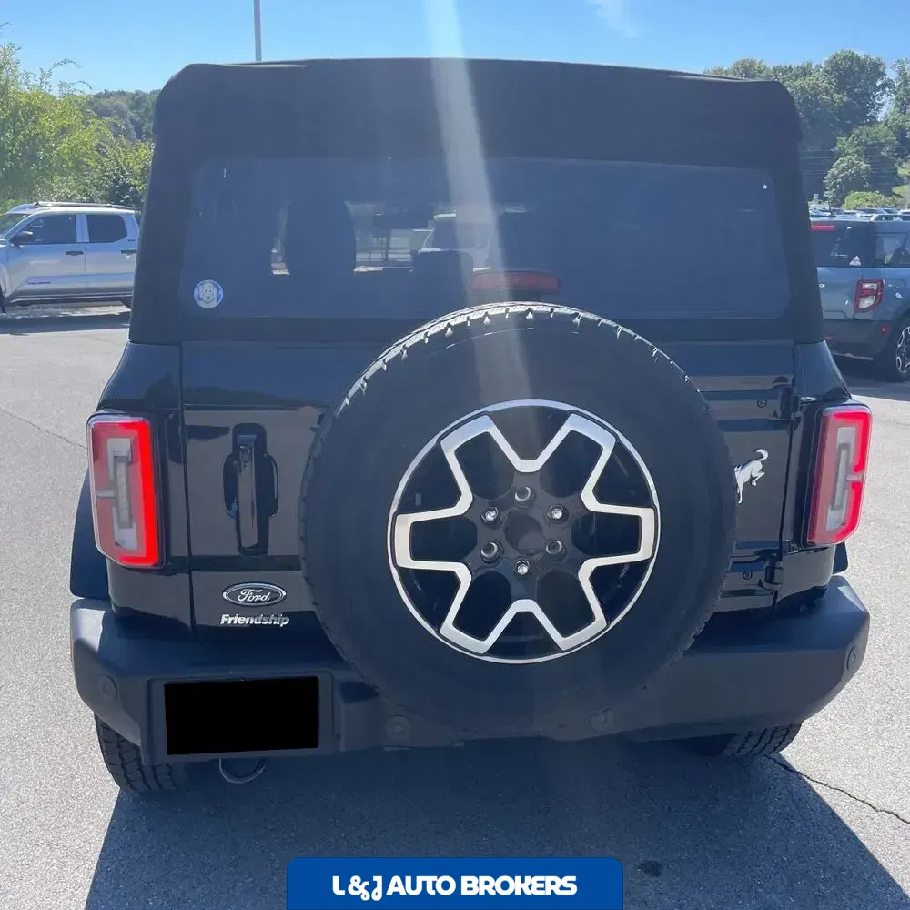 2024 Ford Bronco Outer Banks