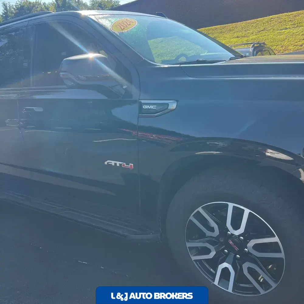 2024 GMC Yukon AT4