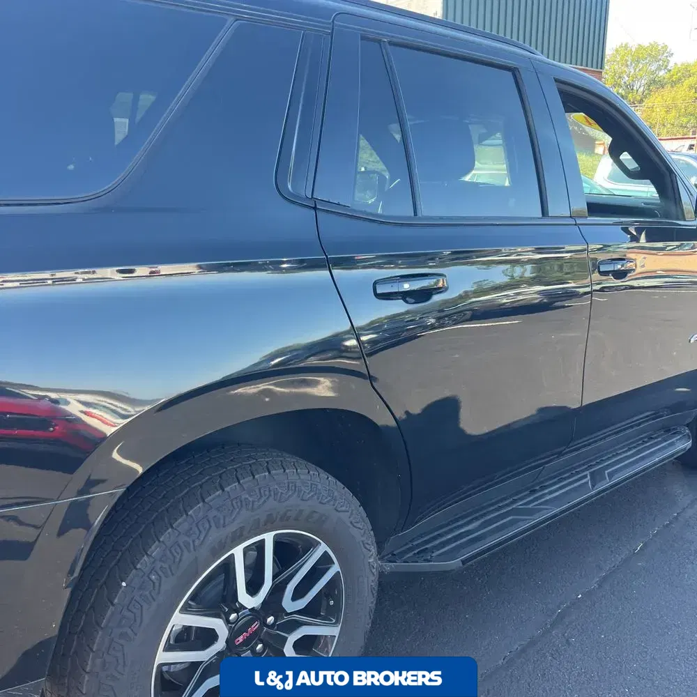 2024 GMC Yukon AT4