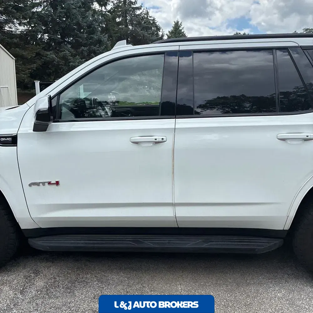 2021 GMC Yukon AT4