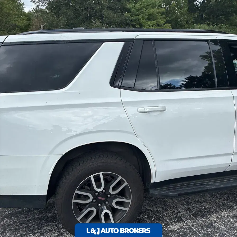 2021 GMC Yukon AT4
