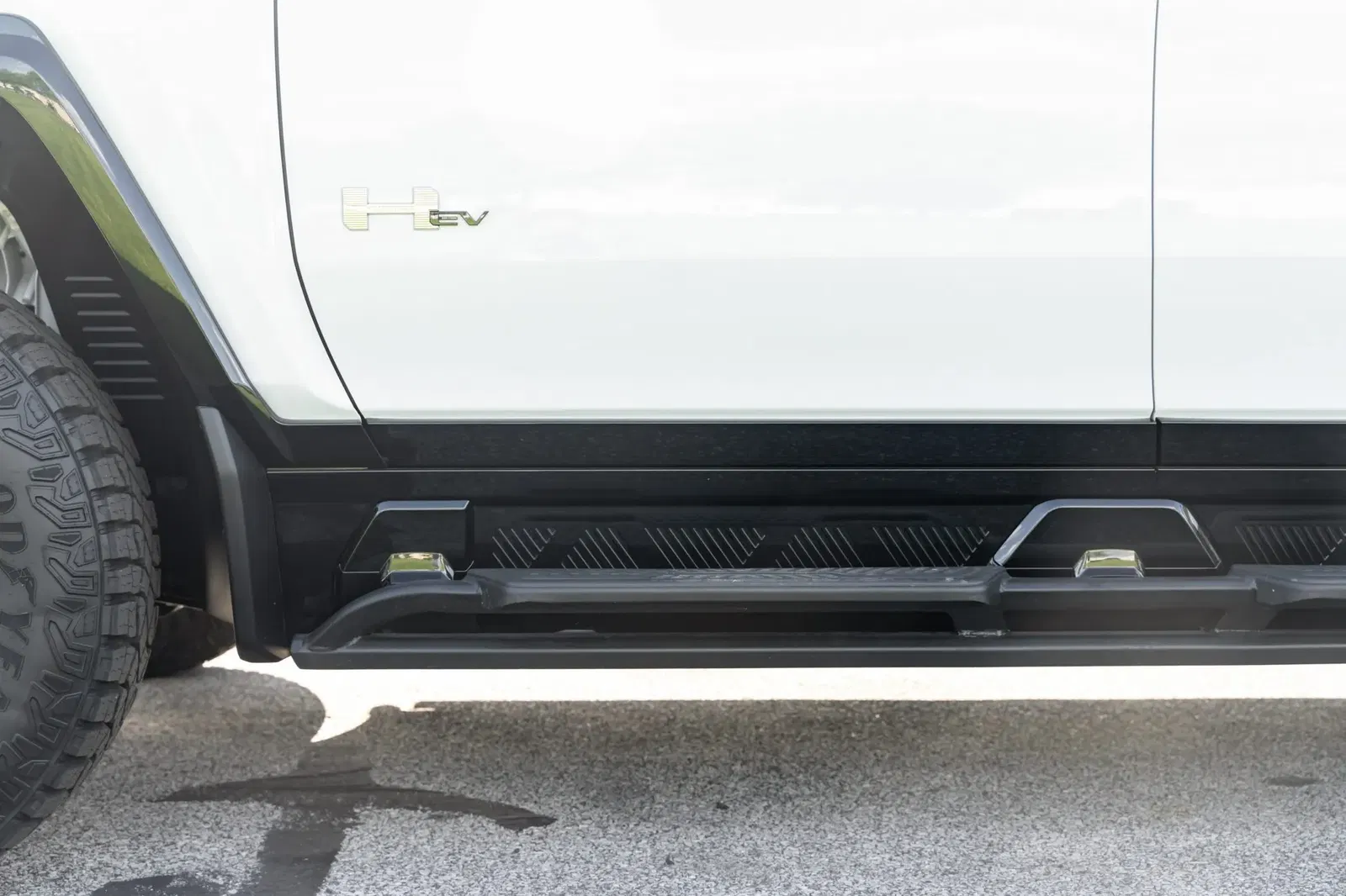 2023 GMC Hummer EV Pickup Edition 1