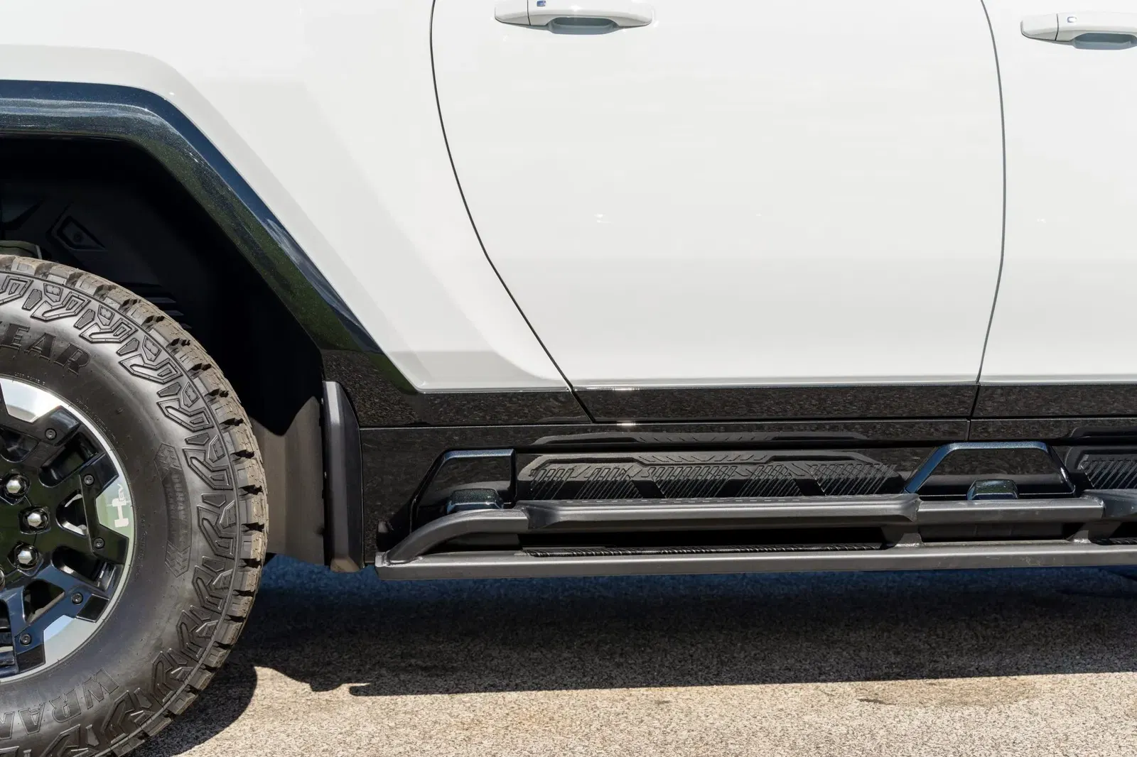 2023 GMC Hummer EV Pickup Edition 1