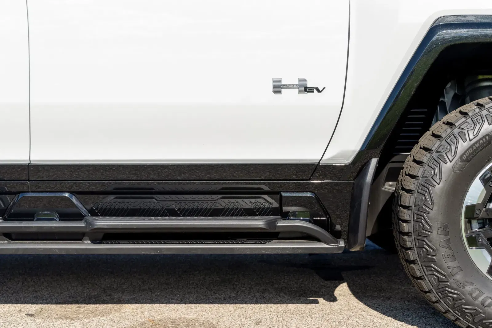 2023 GMC Hummer EV Pickup Edition 1