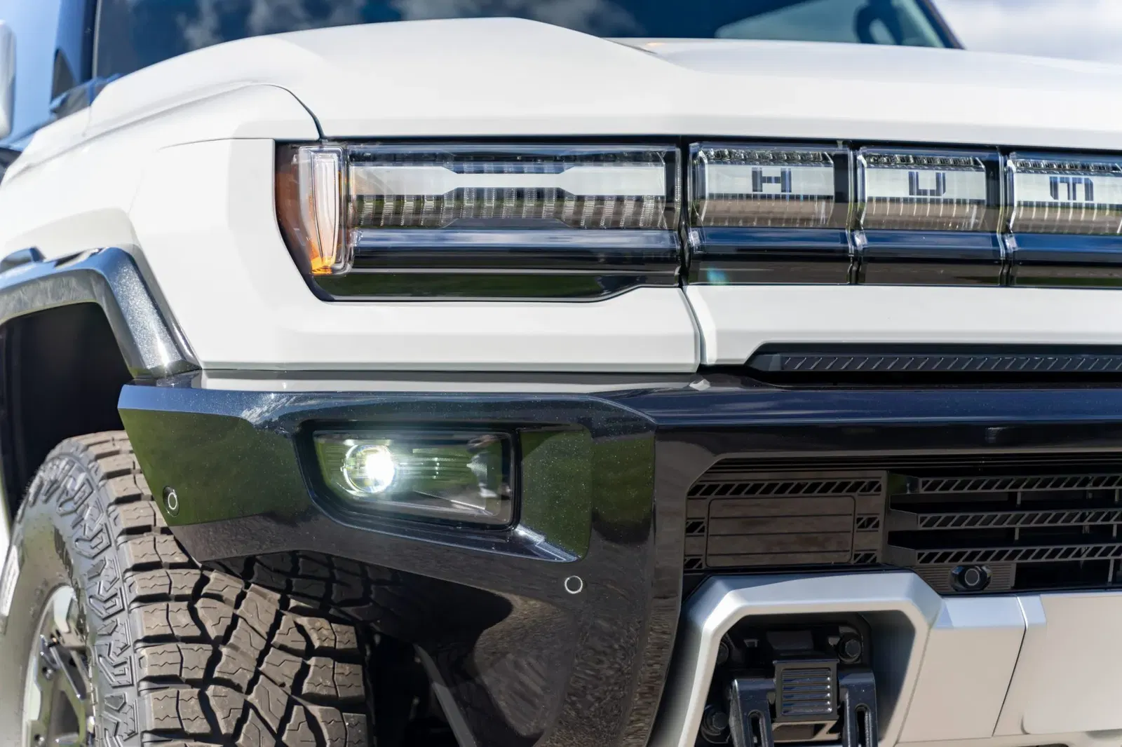 2023 GMC Hummer EV Pickup Edition 1
