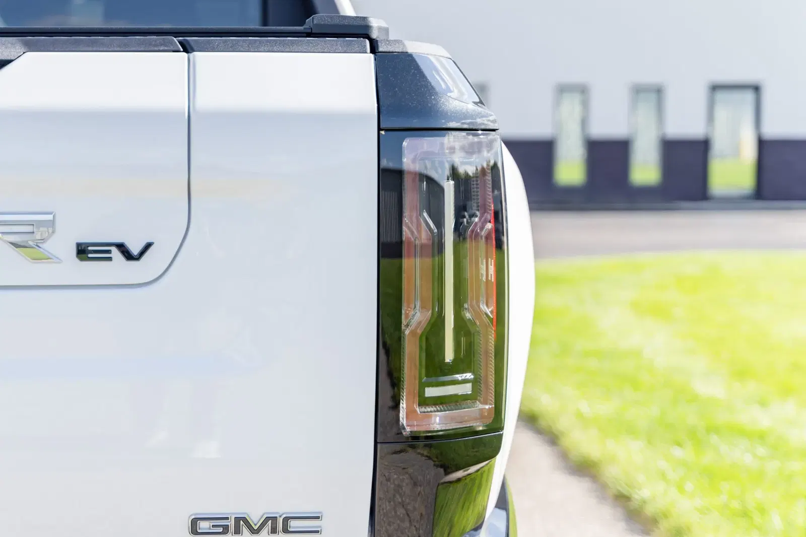 2023 GMC Hummer EV Pickup Edition 1
