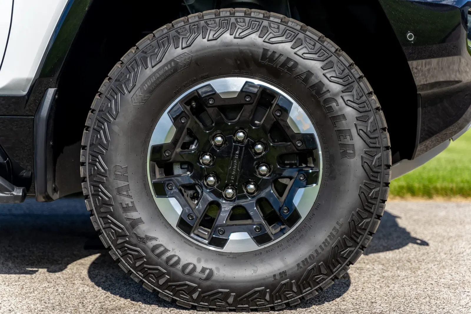 2023 GMC Hummer EV Pickup Edition 1