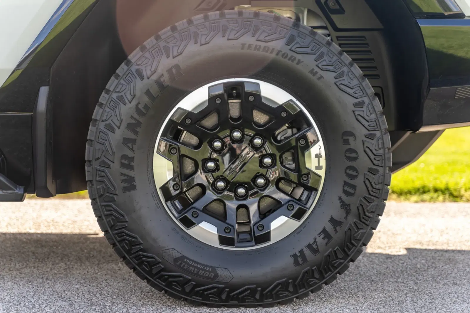 2023 GMC Hummer EV Pickup Edition 1