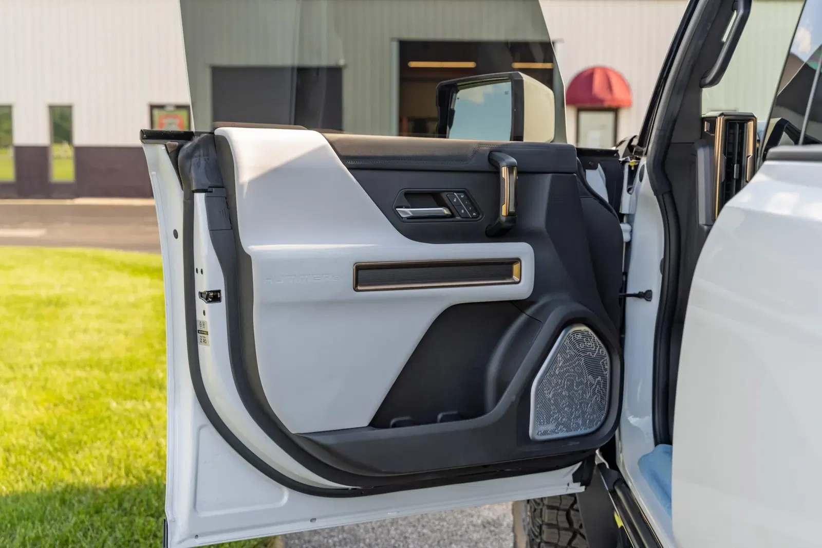 2023 GMC Hummer EV Pickup Edition 1