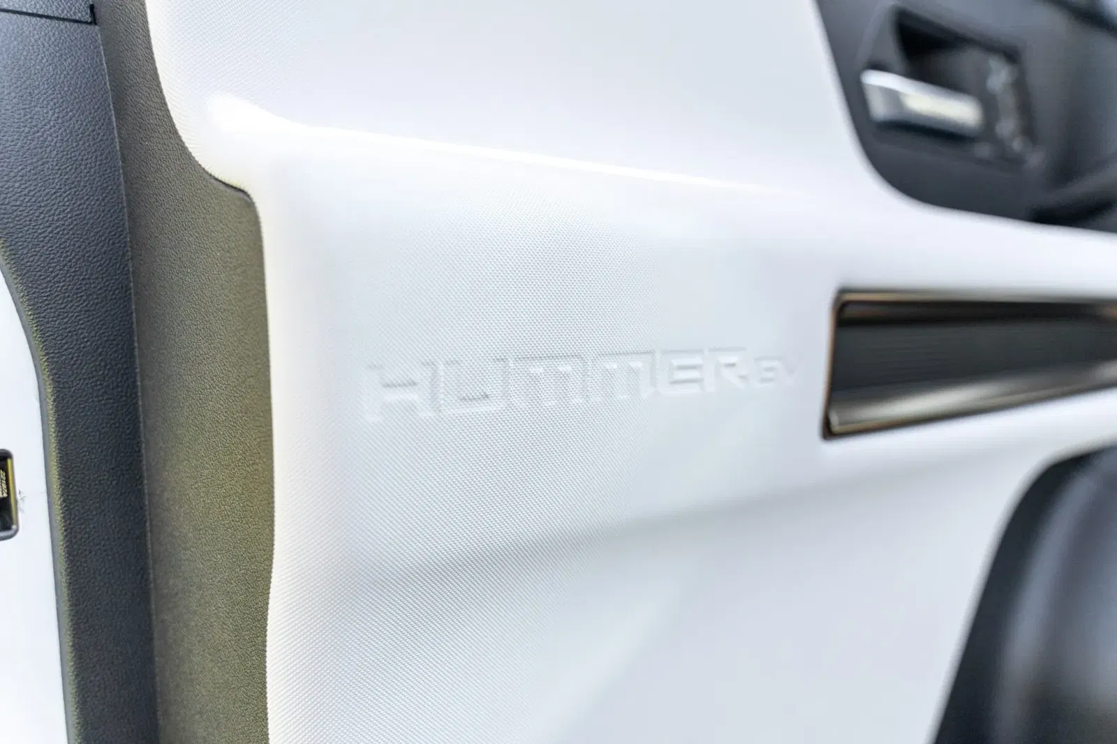 2023 GMC Hummer EV Pickup Edition 1
