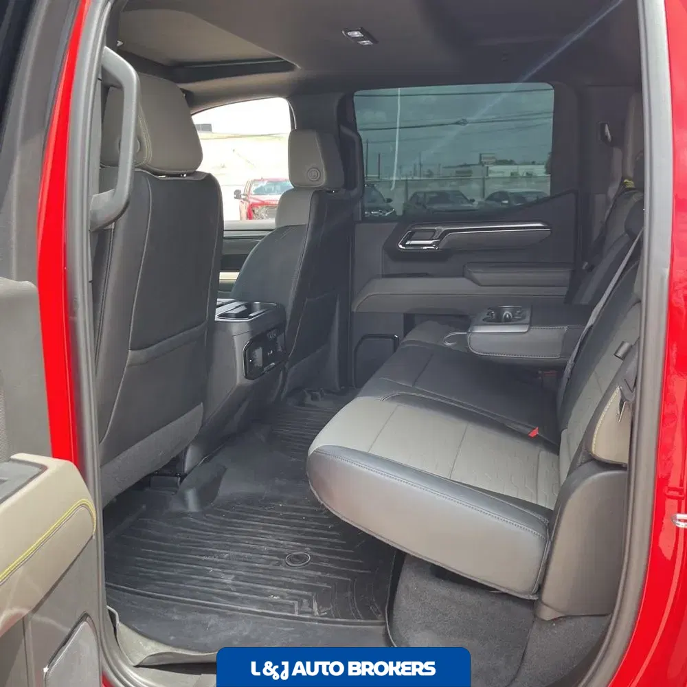 2024 Chevrolet Silverado 1500 ZR2