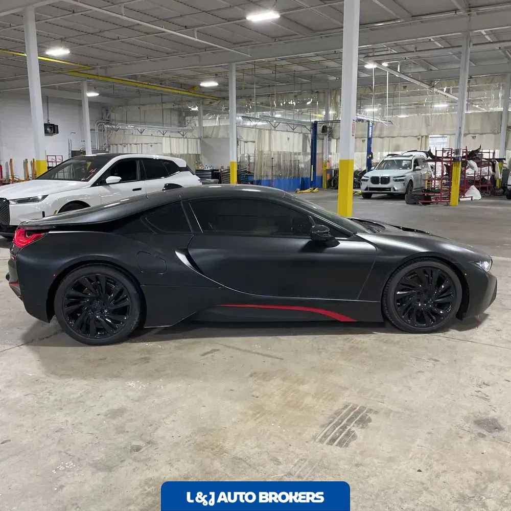 2016 BMW i8