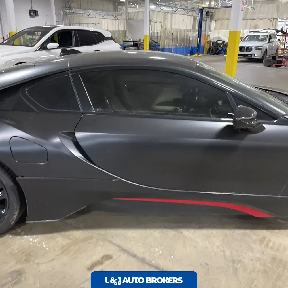 2016 BMW i8