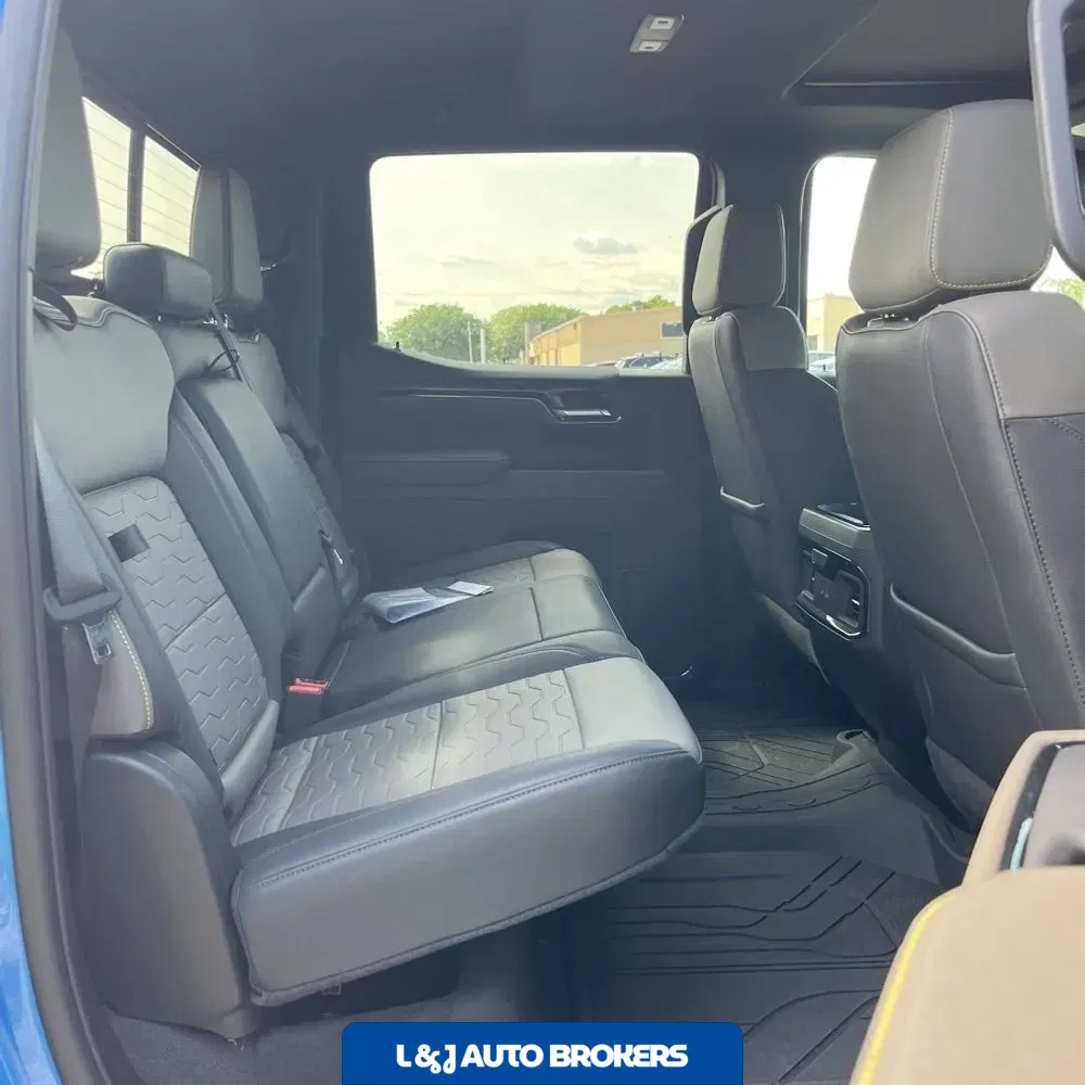 2023 Chevrolet Silverado 1500 ZR2