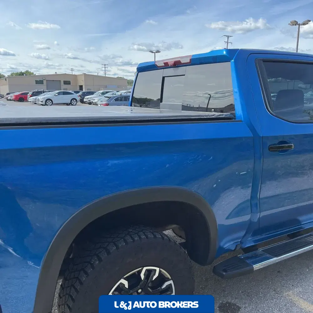 2023 Chevrolet Silverado 1500 ZR2