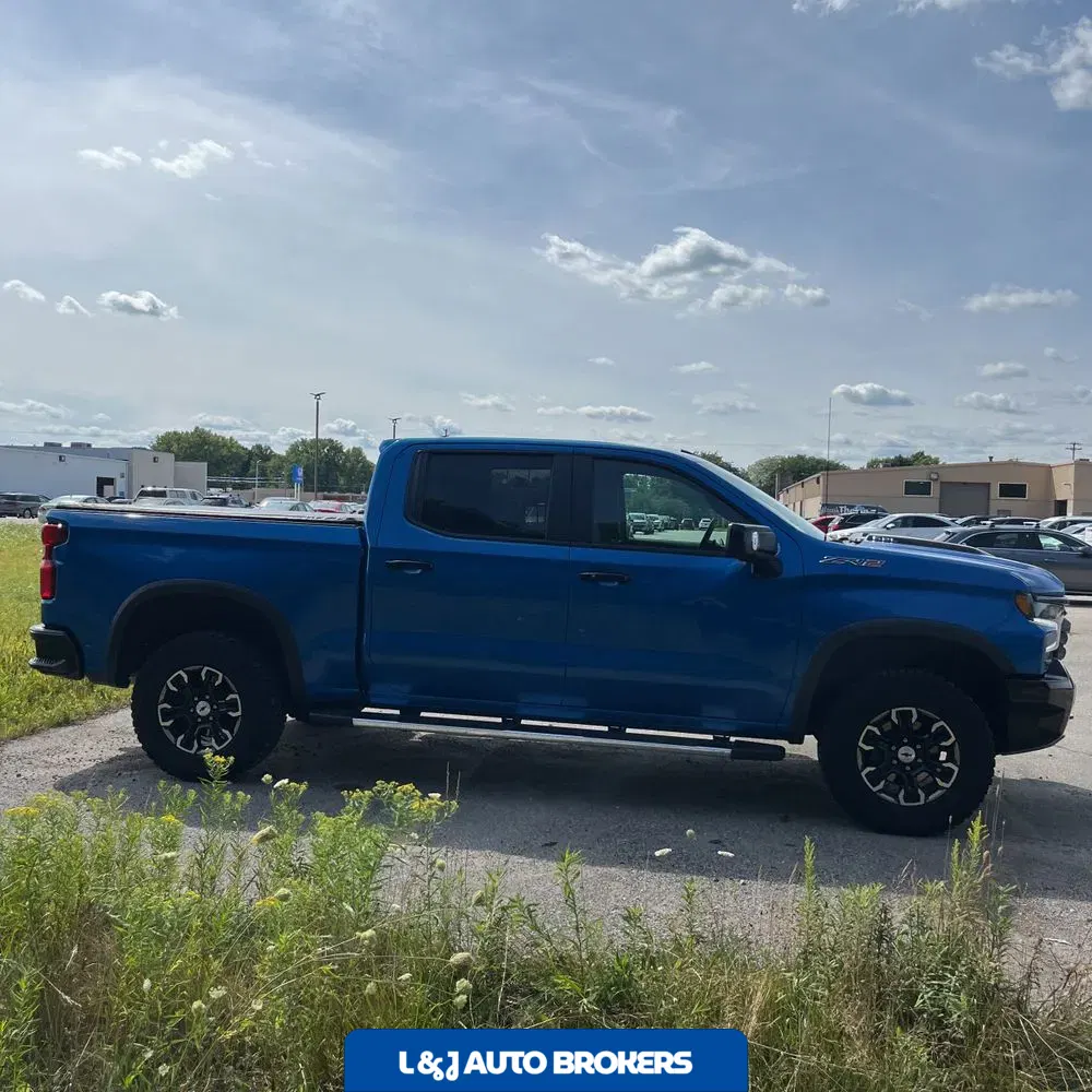 2023 Chevrolet Silverado 1500 ZR2