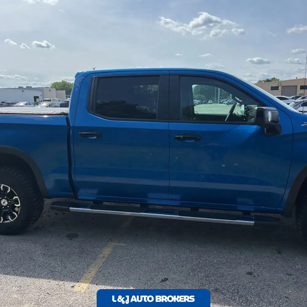 2023 Chevrolet Silverado 1500 ZR2