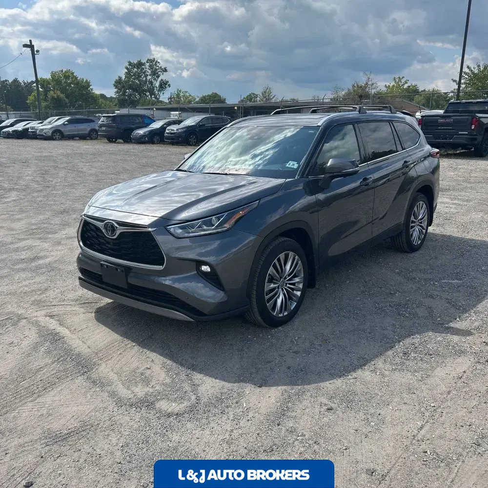 2024 Toyota Highlander Platinum