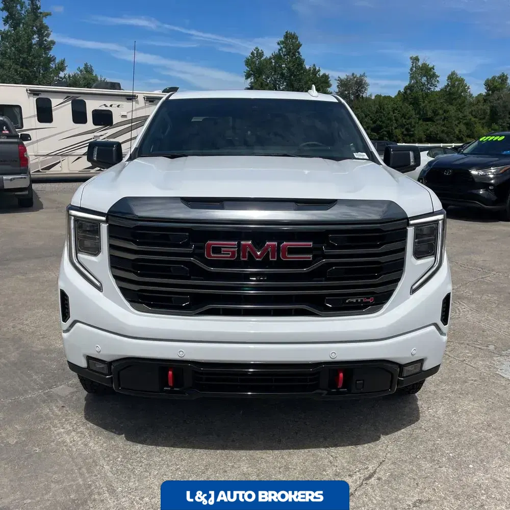 2024 GMC Sierra 1500 AT4