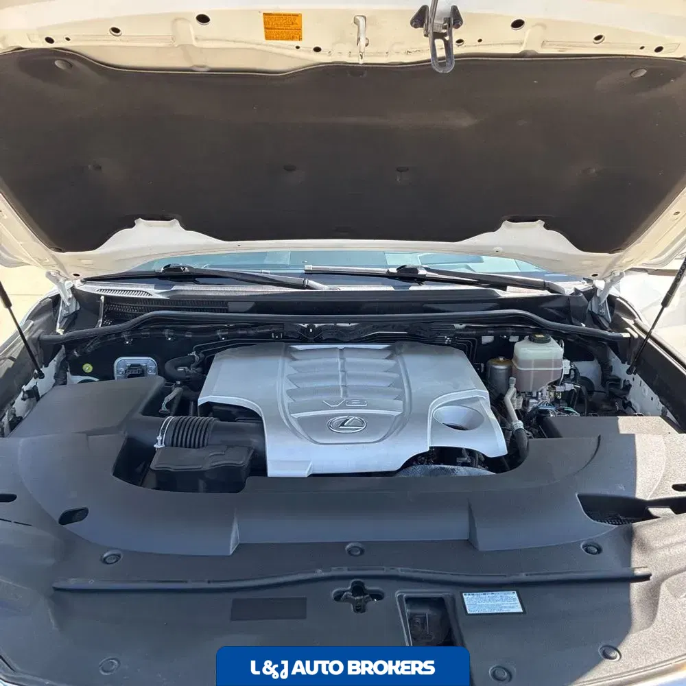 2018 Lexus LX 570 Three-Row