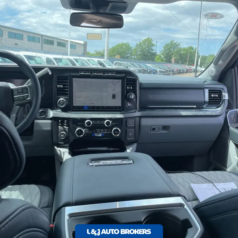 2024 Ford F-450 Super Duty Limited