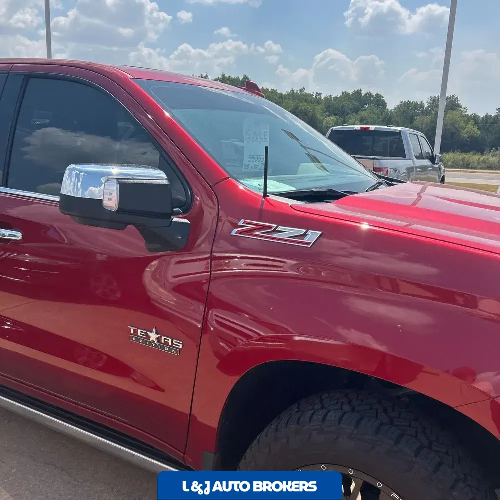 2025 Chevrolet Silverado 1500 LTZ