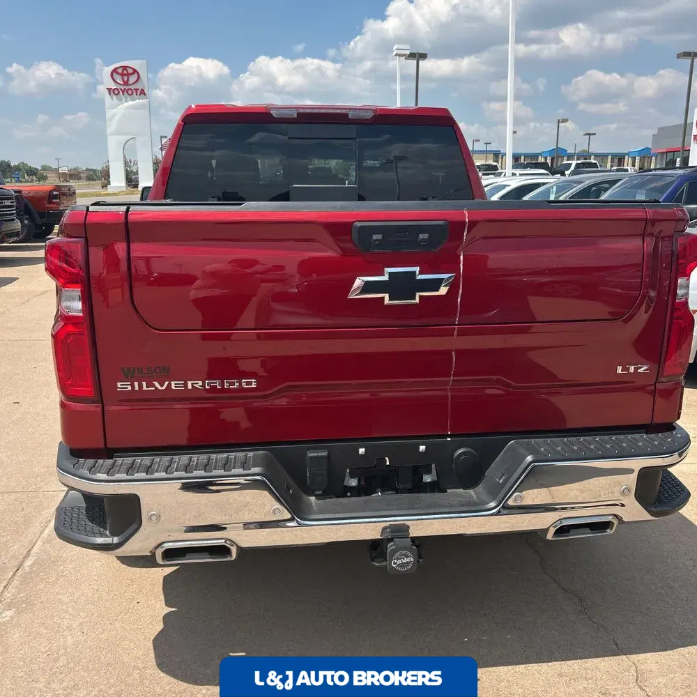 2025 Chevrolet Silverado 1500 LTZ