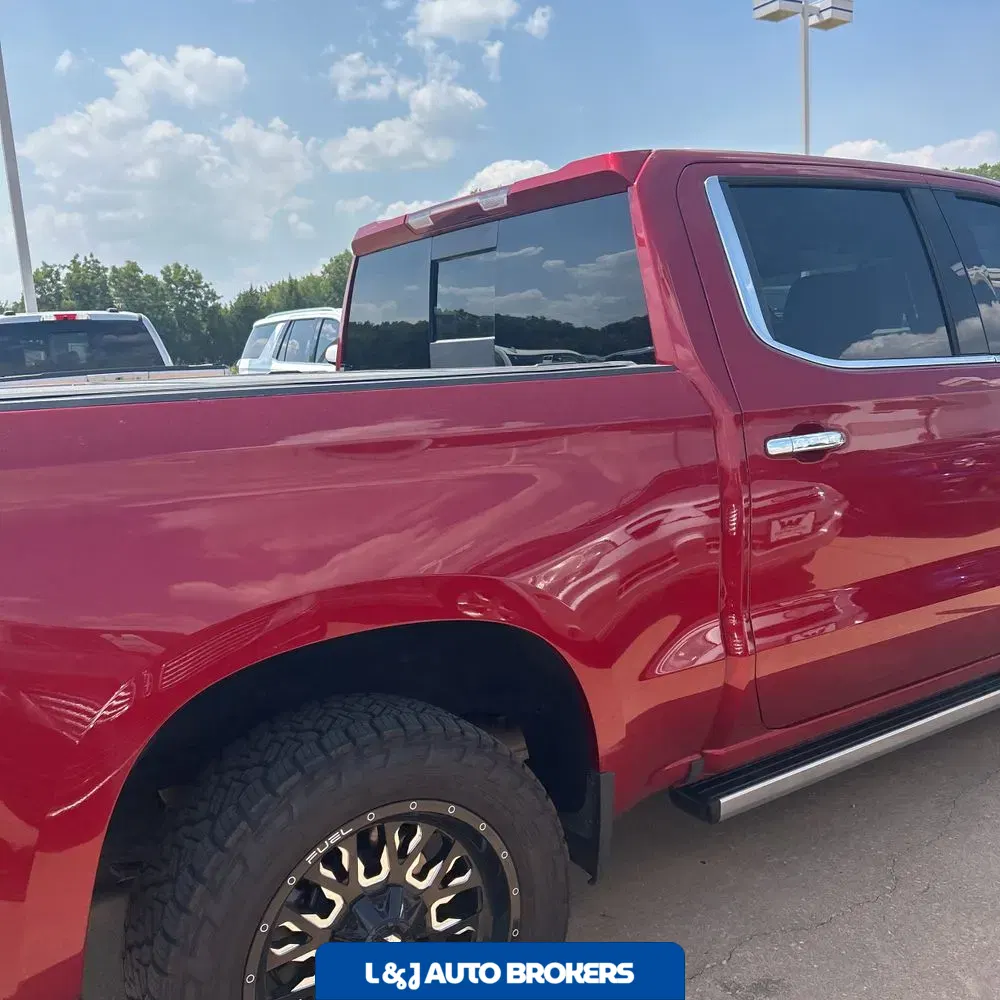 2025 Chevrolet Silverado 1500 LTZ