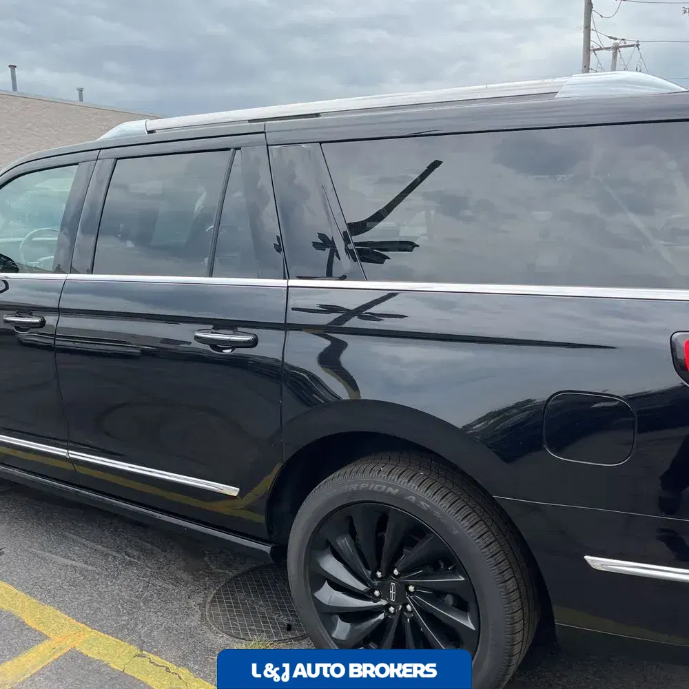 2020 Lincoln Navigator L Black Label