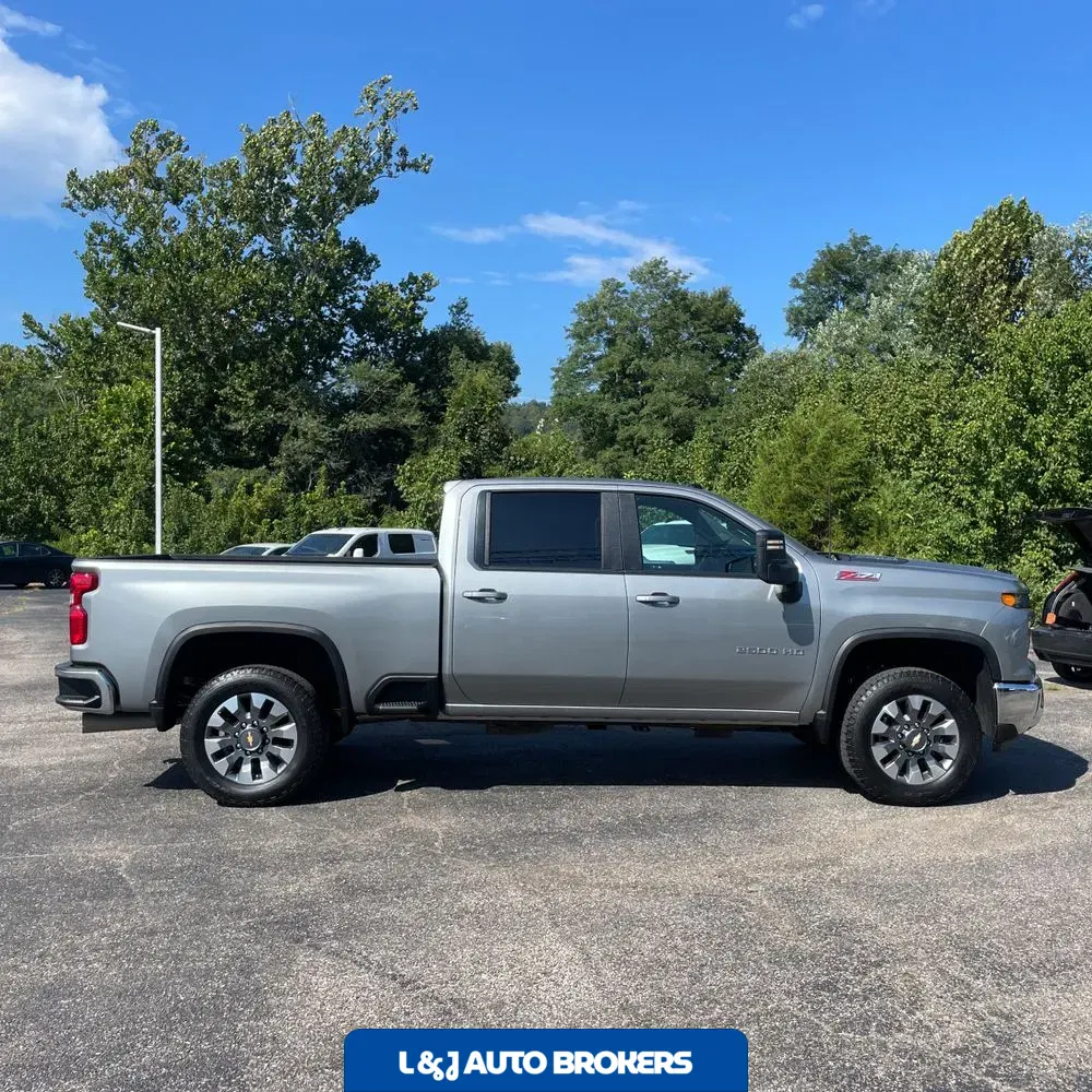 2024 Chevrolet Silverado 2500HD LT