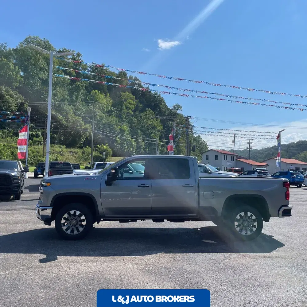 2024 Chevrolet Silverado 2500HD LT