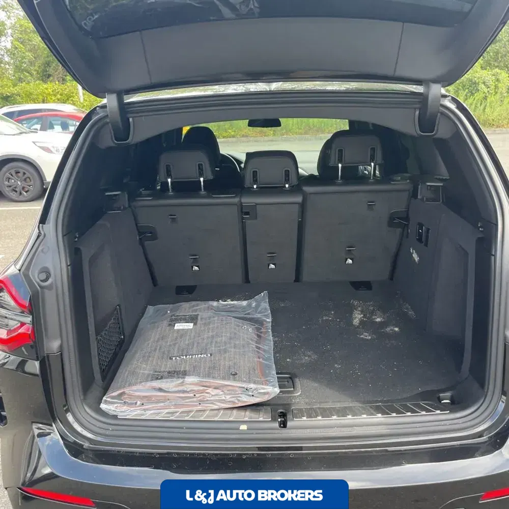 2024 BMW X3 M40i