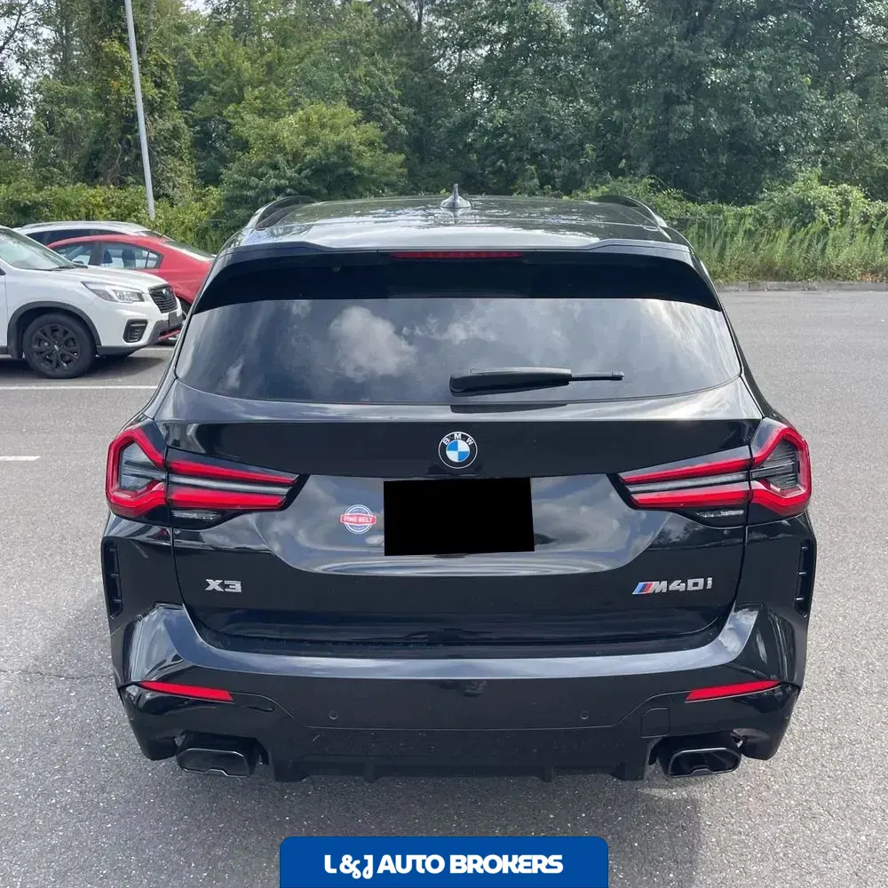 2024 BMW X3 M40i