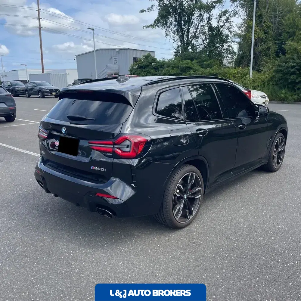 2024 BMW X3 M40i