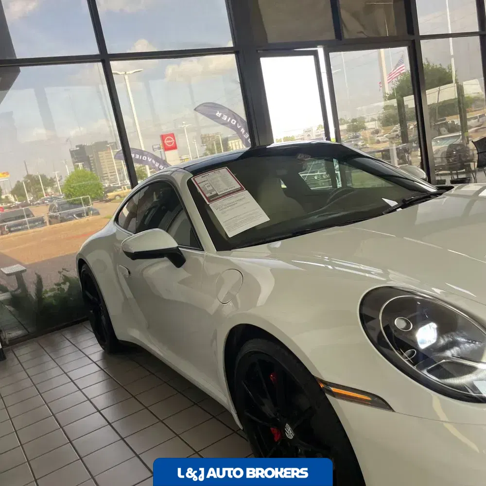 2024 Porsche 911 Carrera