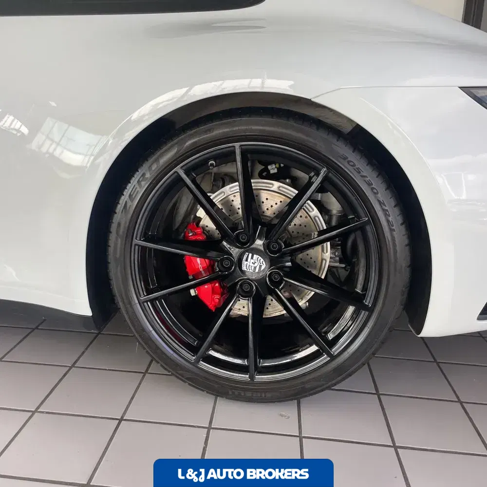 2024 Porsche 911 Carrera