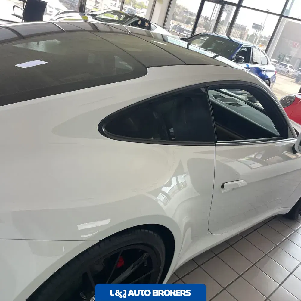2024 Porsche 911 Carrera