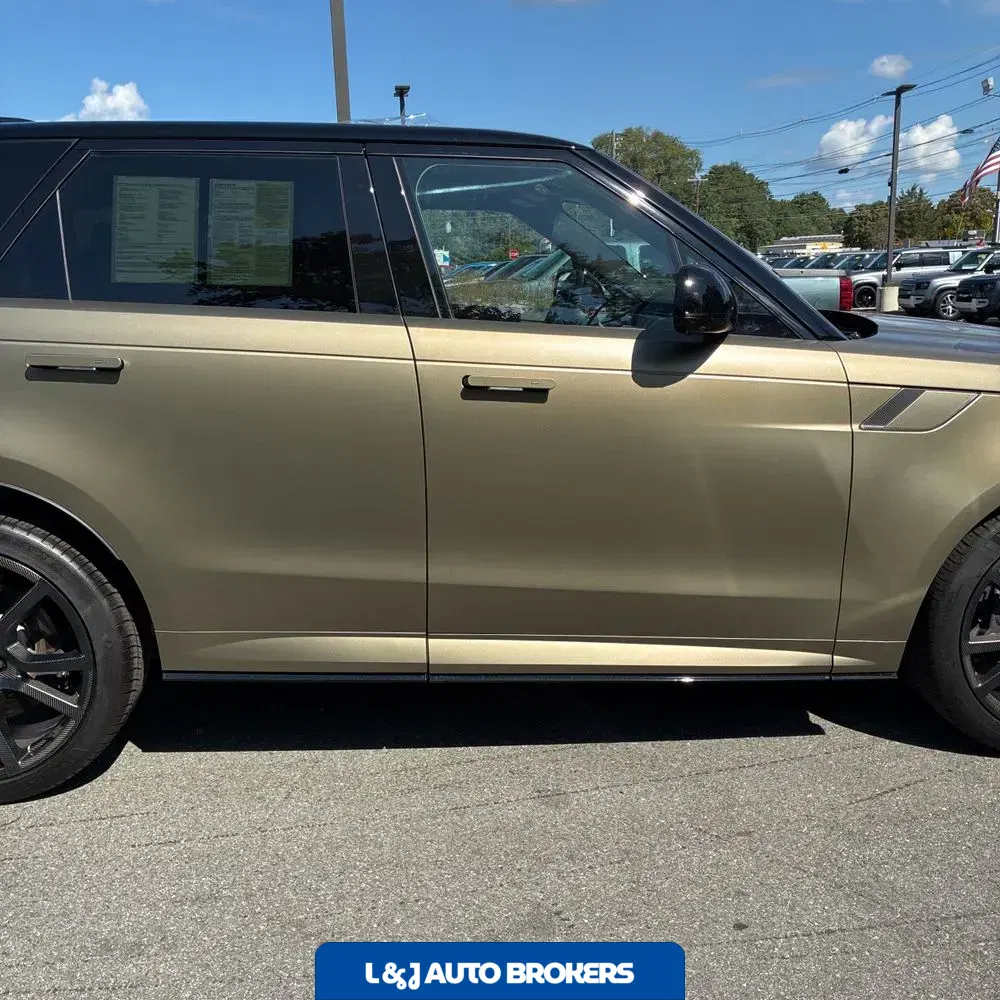 2024 Land Rover Range Rover Sport SV Edition One Carbon Bronze