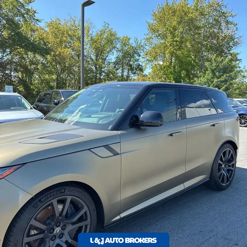 2024 Land Rover Range Rover Sport SV Edition One Carbon Bronze