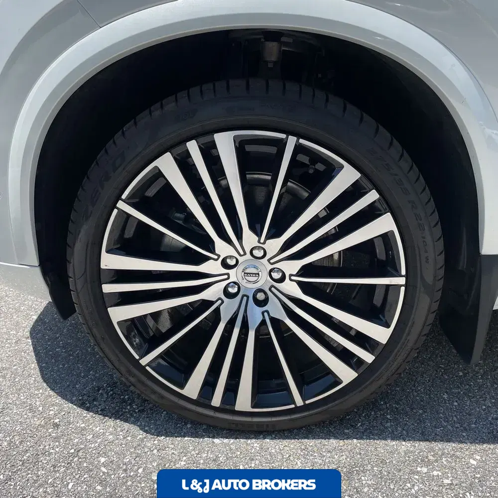 2025 Volvo XC90 B6 - Ultra