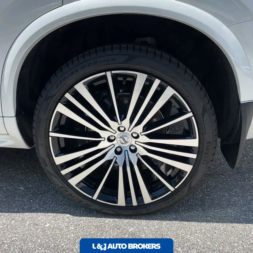 2025 Volvo XC90 B6 - Ultra