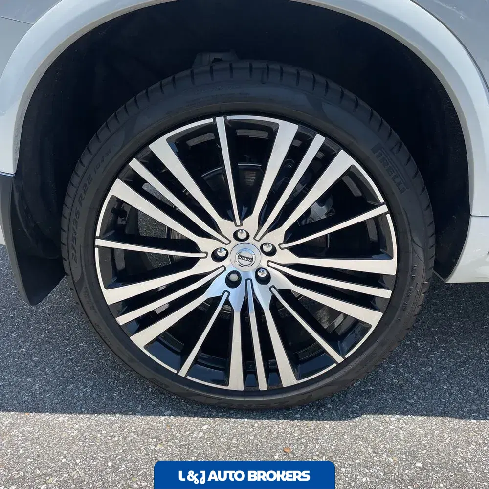 2025 Volvo XC90 B6 - Ultra